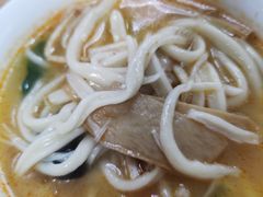 -一家人剪刀面(海伦国际店)