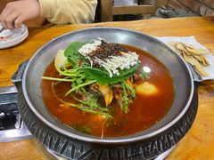-喇喇排骨火锅·传统韩式脊骨汤(望京西园总店)