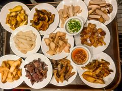 -天宜隆蘑菇宴火锅(石景山旗舰店)