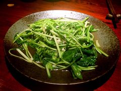 板蓝根-松茸小馆·云南特色餐厅