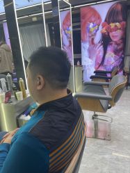 -藤野造型烫发染发