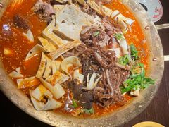 -张翻越·川渝冒菜·武汉黑鸭煲(城北万象城店)