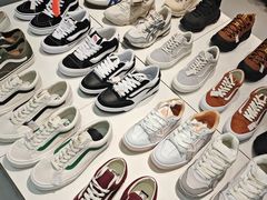 -五环Outlets(高新工厂店)