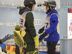 -广州热雪奇迹