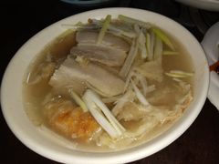 罩火烧-金卯白肉罩火烧