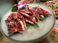 -明洞阿姨·韩式酱蟹烤肉·创意料理(三元桥店)