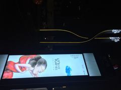 星巴克&nbsp;全黑围裙店(太古里店)-星巴克(成都太古里二店)