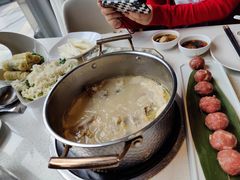 -煲王粤菜餐厅(中侨中心店)