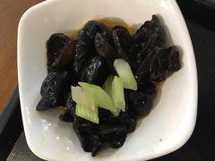 莴笋黑木耳-百事佳烧鸭牛腩(上海虹桥站店)