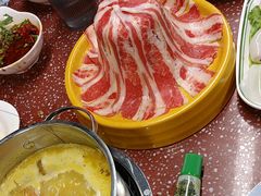 -四囍码头海鲜烧烤自助火锅(外滩南京东路悦荟广场店)
