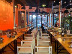 -叽叽扎扎烤肉场(生态城万达店)