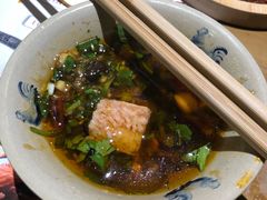 -白乐天毛肚火锅馆(解放碑店)