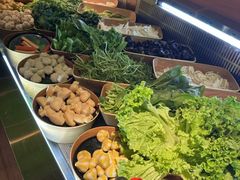 -牛YO寿喜烧·铁板烧和牛火锅自助(市府恒隆店)