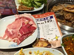 -金滏山烤肉·海鲜·火锅自助餐厅(襄阳万达店)