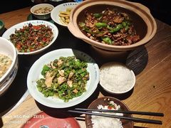 -吃饭皇帝大土家民族菜(正大广场店)