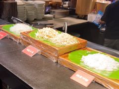 -四海一家自助餐(益田假日广场店)