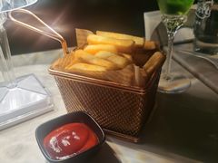 -Gurls Lounge GL酒吧