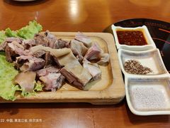刀切狗肉-老朴饭店(邮政街总店)