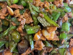-皇冠明珠鱼翅楼(水上公园店)