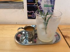 -无牌咖啡&酒馆