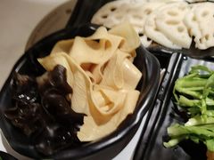-呷哺呷哺 黄金牧场 (新中关购物中心店)