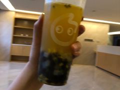 -CoCo都可(湖滨银泰店B区店)
