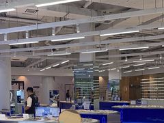 -优购镜仓(黄岛吾悦店)
