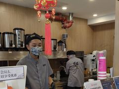 -霸王茶姬(南强街店)
