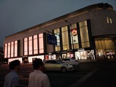 门面-哥老官重庆美蛙鱼头(西湖银泰十一哥店)
