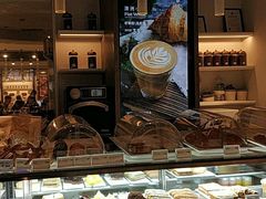 面包甜点陈列柜-Peet's 皮爷咖啡(东湖路手作店)