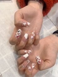 -UGIRL有个美甲
