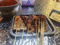 -粉八·云南米线·建水烧烤(常熟路店)