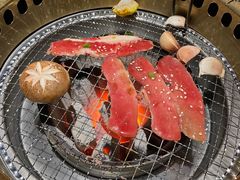 -山川小町·极番烧肉(新地假日广场店)