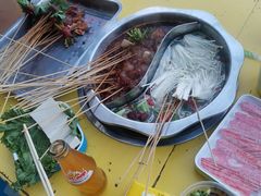 -签签飞串串火锅
