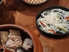 -老滇山寨•云南特色菜•地方菜•民族风情歌舞表演(金碧店)