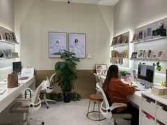 -HIMO海马体照相馆(上海华润CP静安店)