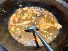 -地主大院铁锅炖(创业街店)