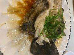 -覃记海鲜美食餐厅