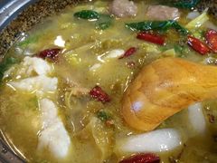 -周鱼小馆石锅酸菜鱼(活力汇店)