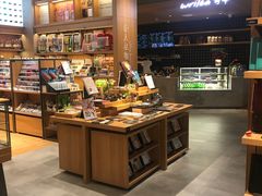 -百新书局(尚悦湾店)