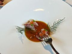 -弦月窗LUNETTE BY AMANDA(复兴路店)