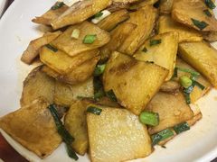 -芦茨金富饭庄·25年老字号·专做稻草鸡