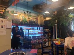 -马路边边串串香形象店(磐石路店)