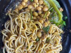 -耙豌豆重庆小面