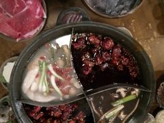 -白乐天毛肚火锅馆(南滨路店)