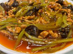 -华光驿站私房菜·黑金冠