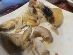 白切文昌鸡-蓝湾碧波·老字号·疍家非遗海上餐厅