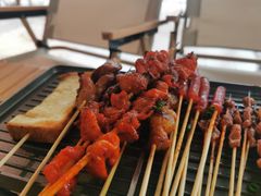 -暮炭·鲜货烧烤小李的精酿酒馆(泽科·空港星泽汇店)