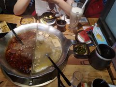 台式麻辣锅-湊湊火锅·茶憩(杭州湖滨银泰in77店)