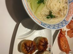 -小杨生煎(黄河路美食休闲街店)